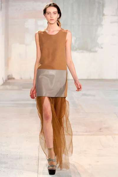 Look 20